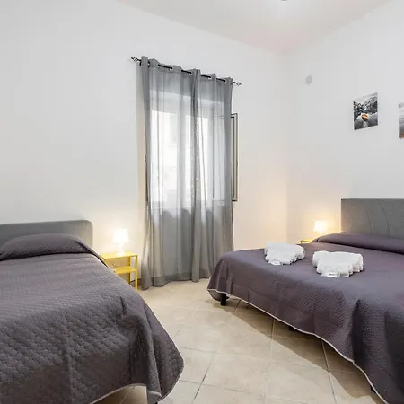 Casuzza A Mare Holiday home Palermo