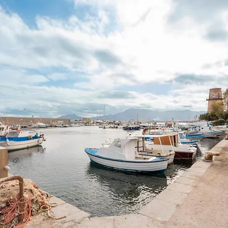 Casuzza A Mare Holiday home Palermo